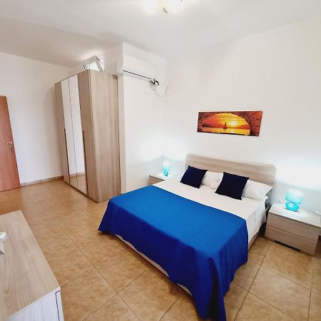Kalispera Hotel Torre Lapillo Buitenkant foto