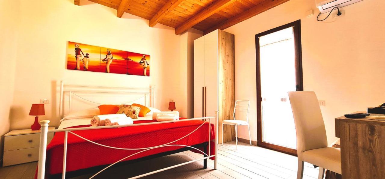 Kalispera Hotel Torre Lapillo Buitenkant foto