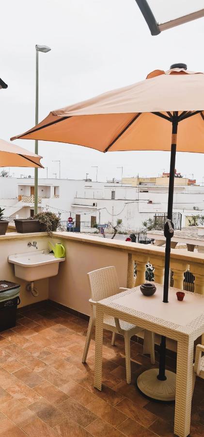 Kalispera Hotel Torre Lapillo Buitenkant foto