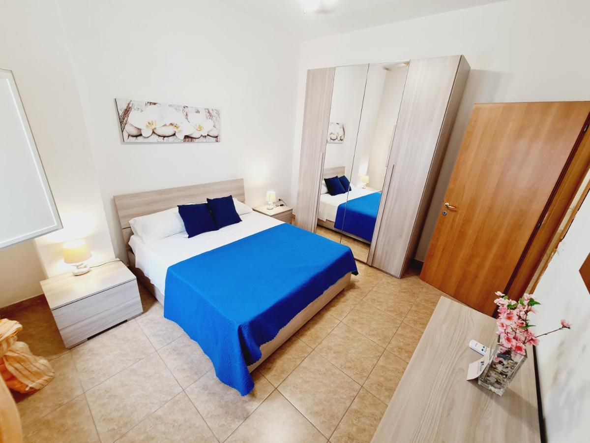 Kalispera Hotel Torre Lapillo Buitenkant foto